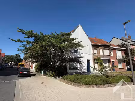 huis te huur in merksem met 3 slaapkamers