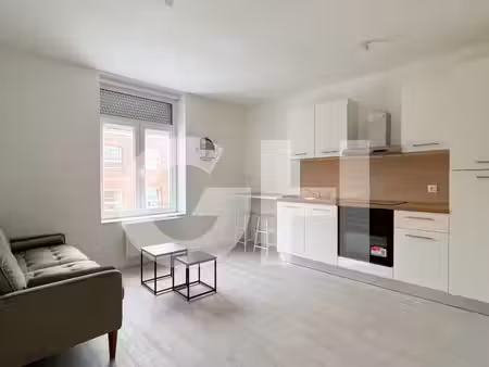 immeuble rénové à vendre à maubeuge - investissement idéal