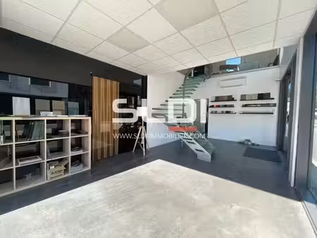 location bureaux saint-genis-laval 69230 160m²