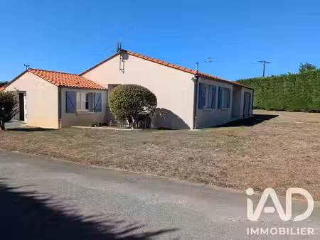maison à les herbiers (85500)