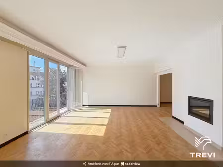 appartement te huur in elsene met 2 slaapkamers