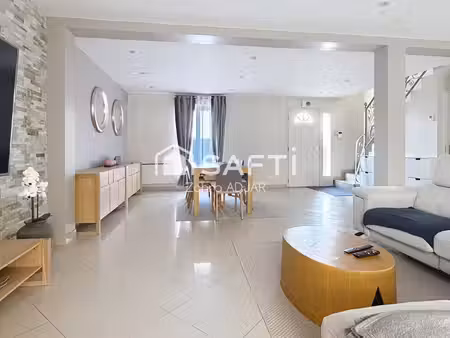 dammartin-en-goële – belle maison familiale 160 m² – 5 chambres  grand terrain