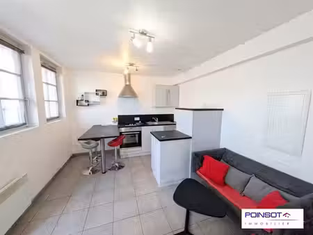 location maison 1 pièce 19m² chemille en anjou 49120