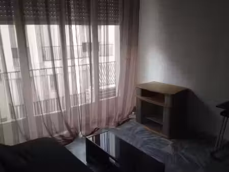 location appartement 1 pièce 30 m² à nice (06000)