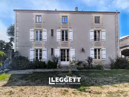 maison 13 pièce(s)  val-d'oire-et-gartempe
