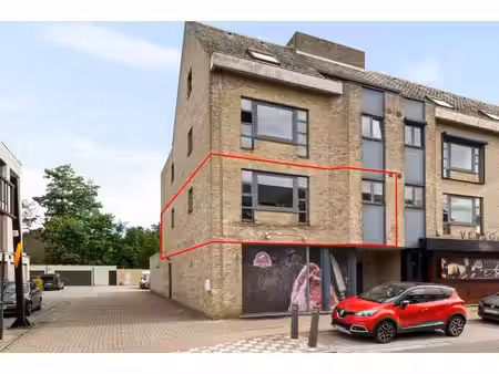 appartement te koop in kalmthout met 3 slaapkamers