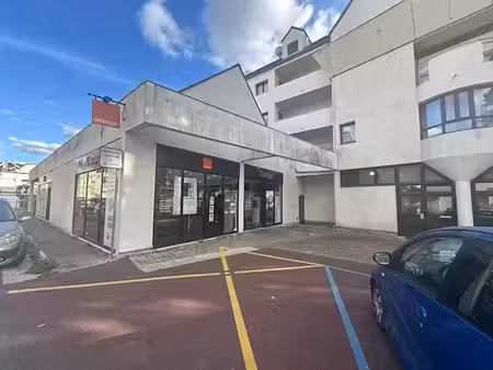 vente locaux professionnels 0 pièces 117 m² à provins (77160)  295 120 €