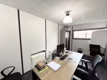 location local professionnel 35m² gradignan 33170