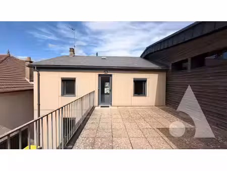 location appartement 2 pièces 55m²