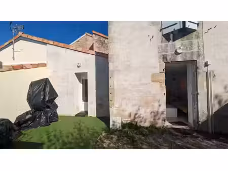 location maison 3 pièces 42m² epannes 79270