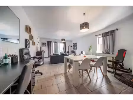 appartement te koop in momalle met 2 slaapkamers