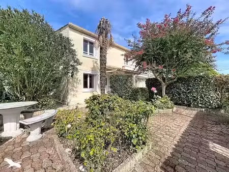 vente maison 6 pièces 106 m² à barbezieux-saint-hilaire (16300)  150 500 €