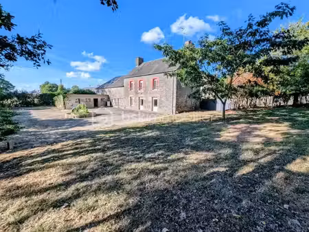 vente maison 7 pièces 152 m² à saint-james (50240)  220 000 €