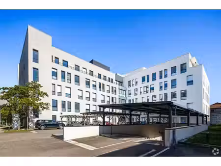 location bureaux 164m² à 4839m²