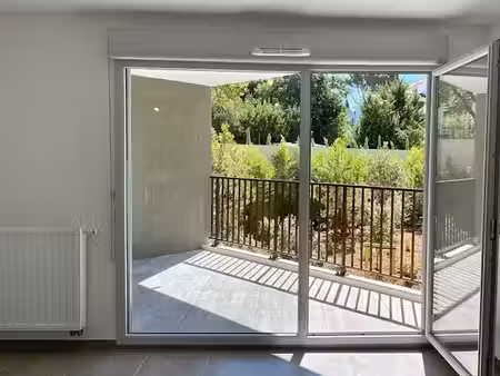 location appartement 3 pièces 61.75 m² à marseille 13ème (13013)  1 040 €