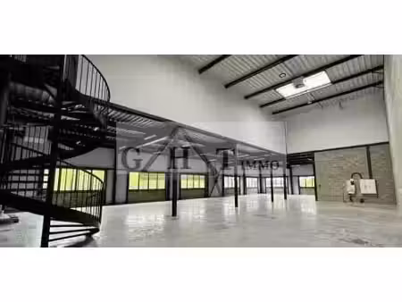 vente entrepôt puiseux pontoise 95650 395m²