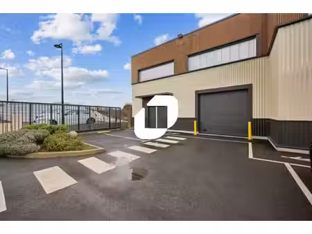 vente local d’activités marcoussis 91460 379m²