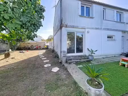 vente maison 5 pièces 78m2 la rochelle 17000 - 269500 € - surface privée