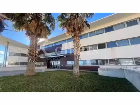 vente bureaux 714m²