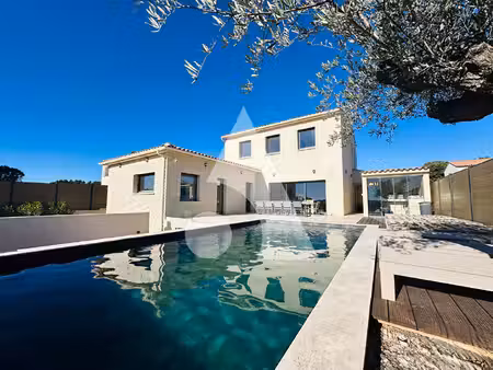 la motte d'aigues - villa de 185 m2 hab avec piscine et jardin