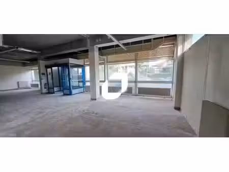 vente bureaux les lilas 93260 423m²