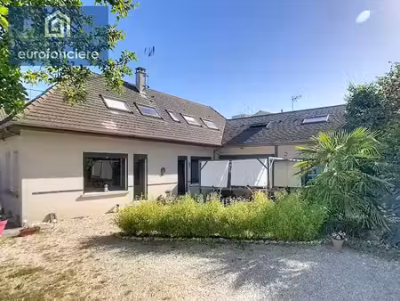vente maison 9 pièces 160 m² à mesnil-saint-loup (10190)  239 000 €