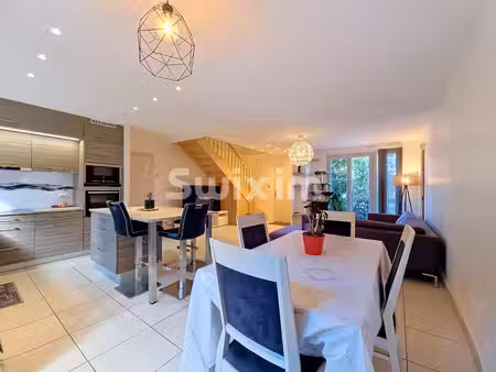 divonne-les-bains – maison t5 avec jardin et vue mont-blanc