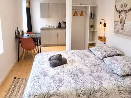 immeuble de rapport centre de néris les bains (03)