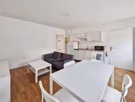 location appartement 2 pièces 39 m² à reims (51100)