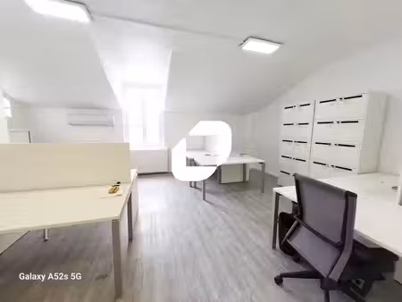 location bureaux versailles 78000 24m² à 59m²