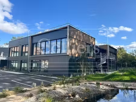 vente bureaux 1070m²