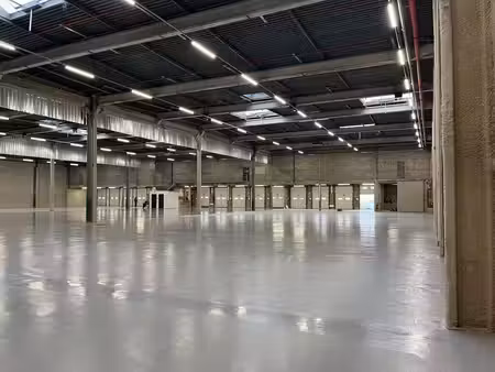 location entrepôt saint witz 95470 2686m² à 10731m²
