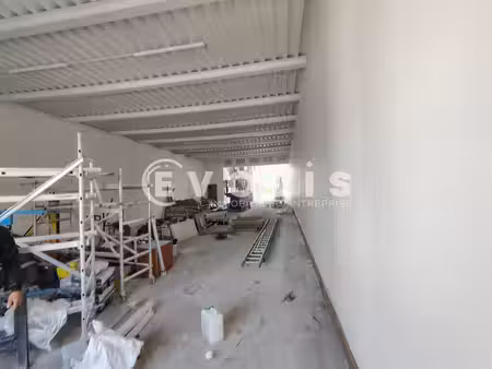 location local d’activités santeny 94440 585m²
