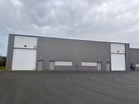 location local d’activités les sorinieres 44840 1296m²