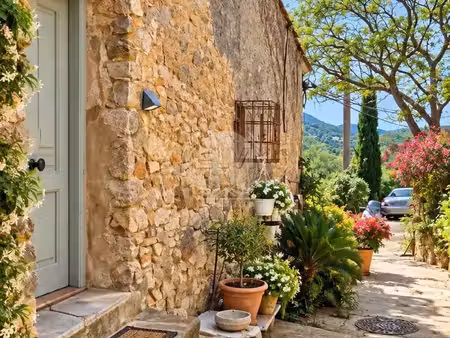 maison à le plan de la tour