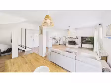 maison à plan de la tour