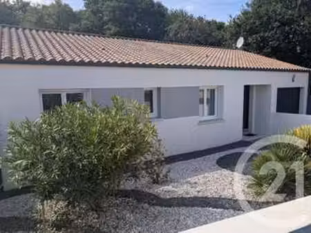 vente maison à poiroux (85440) : à vendre / 104m² poiroux