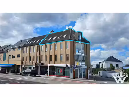 appartement sous toiture – centre de kortenberg – rénové