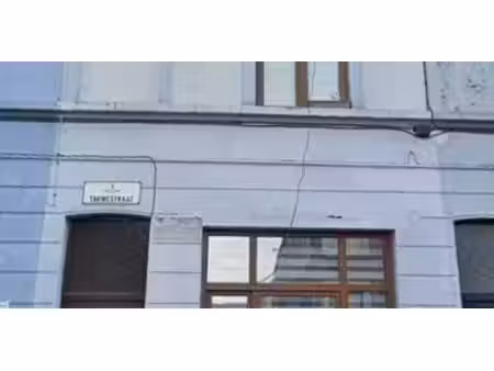 maison mitoyenne à rénover