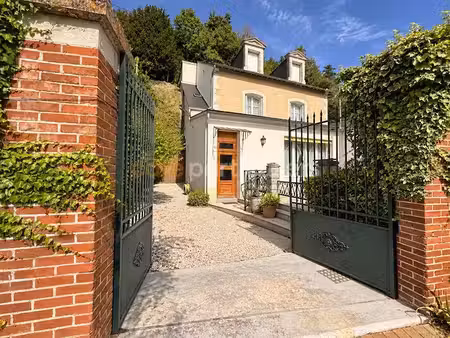 vente maison 7 pièces 180 m² à pocé-sur-cisse (37530)  294 840 €