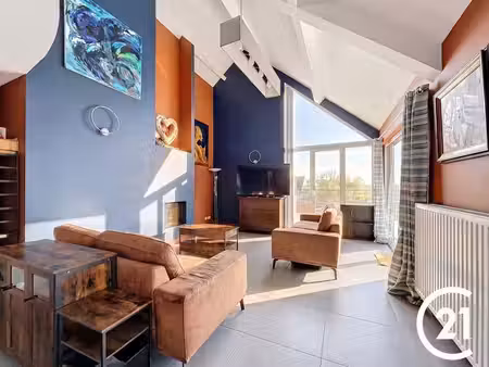 magnifique penthouse au coeur de ciney !
