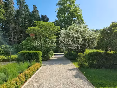 château à vendre