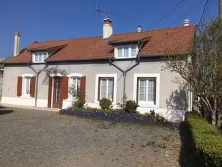 location maison meublé à chaumont (18350) : à louer meublé / 105m² chaumont