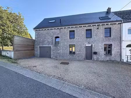 superbe maison en pierre à porcheresse
