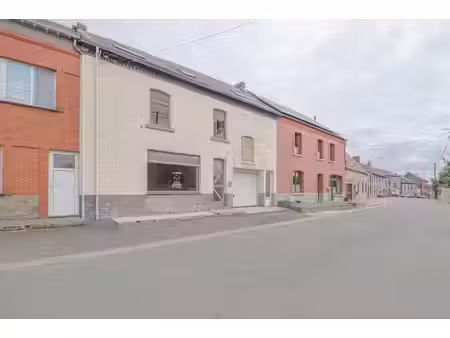 maison + ateliers et garage