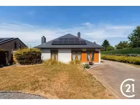 magnifique villa plain-pied 5 chambres à vendre à ciney!