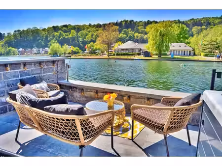 rez-de-chaussée en bord de meuse