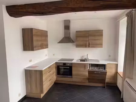 appartement plein centre hannut