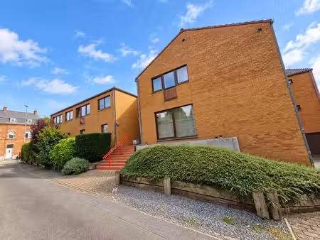 **********appartement/garage/cave/peb d/elec ok***********