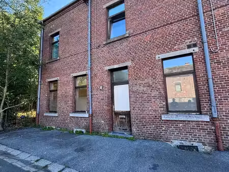 maison trois façades à rénover - hornu